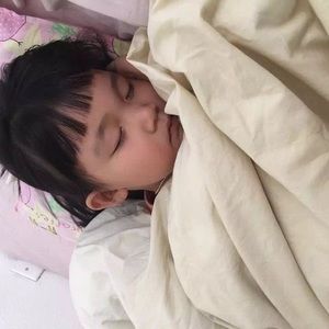 Meet your Posher, Apple